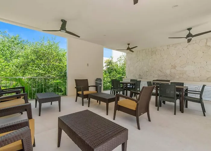 Oceanfront Paradise In Sea View Access *