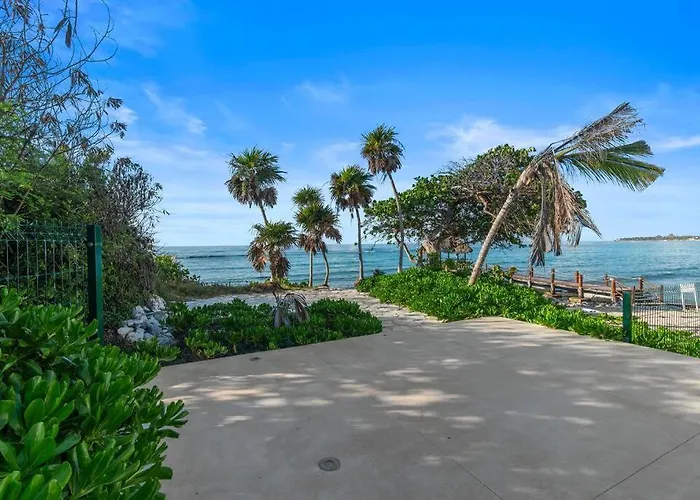 Oceanfront Paradise In Sea View Access Apartamento Akumal